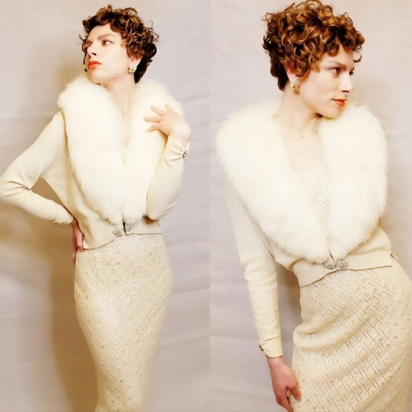 Vintage Sweaters - Vintage Cashmere and Artic Fox Fur Collar Sweater M